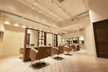 Totia 堀江 | 心斎橋のヘアサロン Totia 堀江 | 心斎橋のヘアサロン