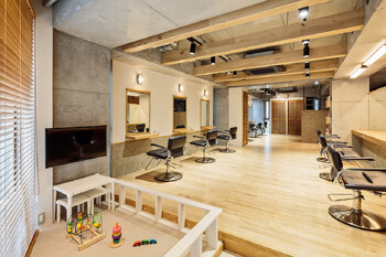 OAK 学芸大学 | 学芸大学のヘアサロン OAK 学芸大学 | 学芸大学のヘアサロン