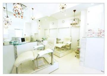 Nail Salon Pricilla 中洲大通り店 | 博多のネイルサロン