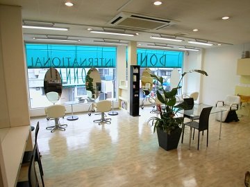 DONNA　高槻店 | 高槻のヘアサロン