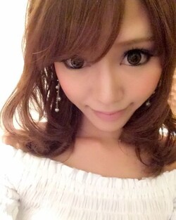 青木真咲美 | petit luxeの代表